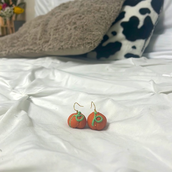 Pumpkin earrings - Picture 1 of 1